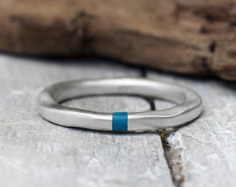 Silver ring XL 3 mm, forged, No. 25, with turquoise stripes, organic shape, stacking ring
