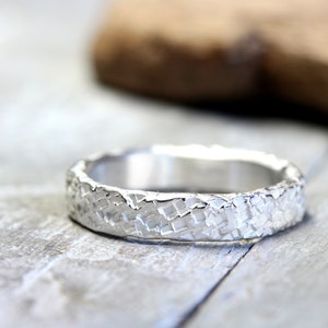 Band ring No. 09 made of 925 silver, ring with structure, silver ring structured