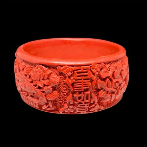 Vintage Chinese Cinnabar Bangle Bracelet – Carved Lacquer Jewelry with Auspicious Symbols – Asian Antique Red Floral Bracelet