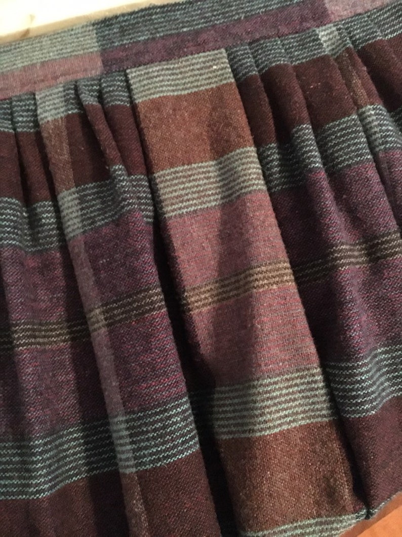 Teal and Purple Size 28 Waist Vtg 80/'s Does 50/'s Wool Plaid Skirt