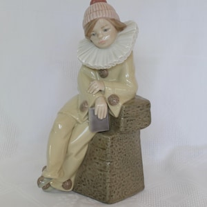 Lladro Little Jester # 5203 Harlequin Clown Mint Condition