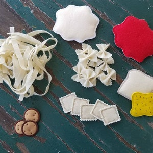 Play Food , Felt Food , Pasta Dinner Play Set , Noodles , Meatballs , Sauce , Garlic Butter Bread , Sold Individually or as a Set