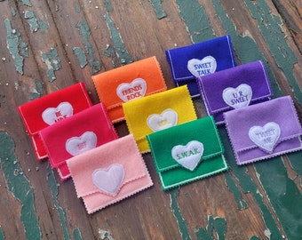 Treat Holder , Felt Valentine , Felt Valentine Treat or Note Holder , Party Favor , Felt Envelope with Pocket , Sold Individually or as Set