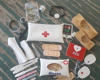 Felt Hospital Pretend Play Set: Kids Doctor Dress Up Kit