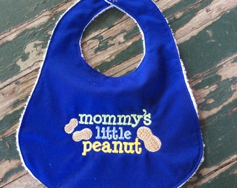 Baby Bib , Baby Gift , Embroidered Baby Bib , Mommy's Little Peanut , Daddy's Little Peanut , Baby's Embroidered Bib