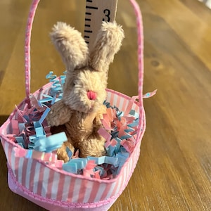 Mini Easter basket