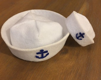 Small and mini sailor hats