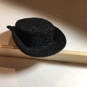 Mini cowboy hat