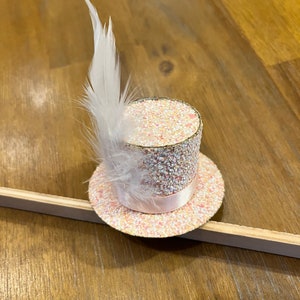Small top hat