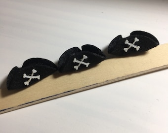 Super mini pirate hats