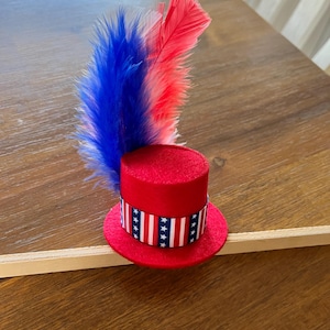 small top hat