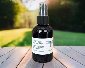 Catnip Purifying Spray / All Natural / Organic / Cat Lover Gift / Natural Room Spray / Natural Cat Toys / Cat Aromatherapy / Happy Cat