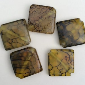 5 green fire agate beads 24mm. Gemstone Jewelry gift craft making. Statement beads. Pendant beads. Olive green Dragon vein fire agate beads