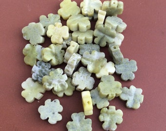 5 Connemara marble shamrock beads 12mm Irish National Gemstone. Jewelry craft making. Natural green stone Ireland. Irish marble