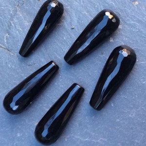 5 Faceted black onyx drop beads. 30mmx10mm. For earrings pendants etc. Jewelry making. Irish supplier. Black faceted beads. Designer beads.