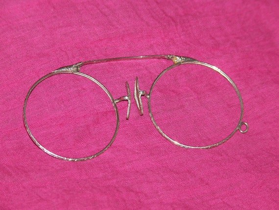 Vintage American Optical Pince-Nez Folding Eyeglassses