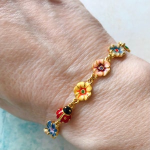 Vintage Joan Rivers Signed Gold Tone Multi-Color Mini Pansies Flower Bracelet, Joan Rivers Classic Jewelry, Joan Rivers Flower Link Bracelet