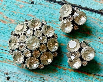Vintage Weiss Signed Clear Rhinestone Brooch and Clip-On Earring Demi Parure Set, Weiss Demi Parure Set, Weiss Rhinestone Brooch Earring Set