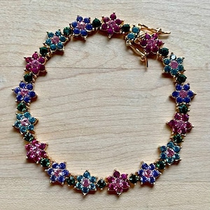 Vintage Joan Rivers Gold Tone Multi-Color Crystal Flower Bracelet, Joan Rivers Jewelry, Rhinestone Flower Bracelet, Vintage Gift Ideas