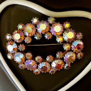 Vintage Gold Tone Pink Aurora Borealis Rhinestone Oval Wreath Brooch, Rhinestone Wreath Brooch, Oval Rhinestone Brooch, AB Brooch Pin