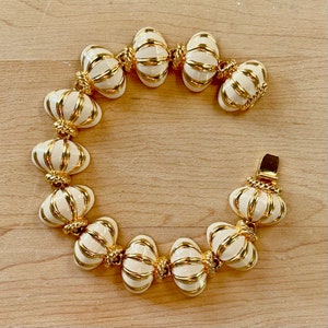 Vintage Joan Rivers Gold Tone White Enamel Link Bracelet, Joan Rivers Jewelry, Vintage Joan Rivers Gift Ideas, White Balloon Bracelet