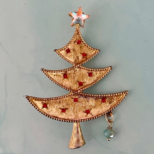 Rare Vintage Tancer II Christmas Tree Brooch, Gold Tone Christmas Tree Pin, Tancer Jewelry, Vintage Gift Ideas, Vintage Gift Jewelry