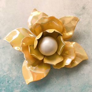 Vintage Iridescent Yellow Metal Flower Brooch Pin, Romantic Yellow Flower Brooch Pin, Artsy Flower Brooch Pin, Unique Flower Pin