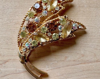 Broche de hoja texturizado dorado vintage de Emmons, broche de hoja de navette con topacio y citrino de Emmons, ideas de regalos vintage, joyas románticas de Emmons