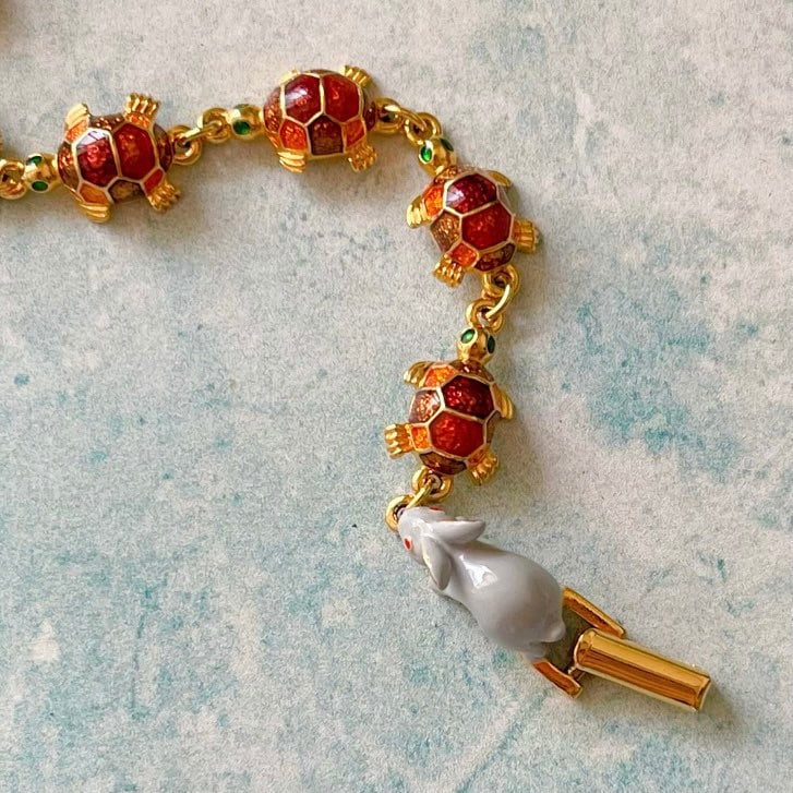 Vintage Joan Rivers Gold Tone Enamel Tortoise and Hare Link