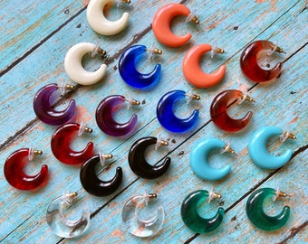 Vintage Joan Rivers Multicolor Plastic Post Hoop Earring Set, Vintage Gift Ideas, Joan Rivers Jewelry, Pinup Jewelry, Work Day Post Earrings