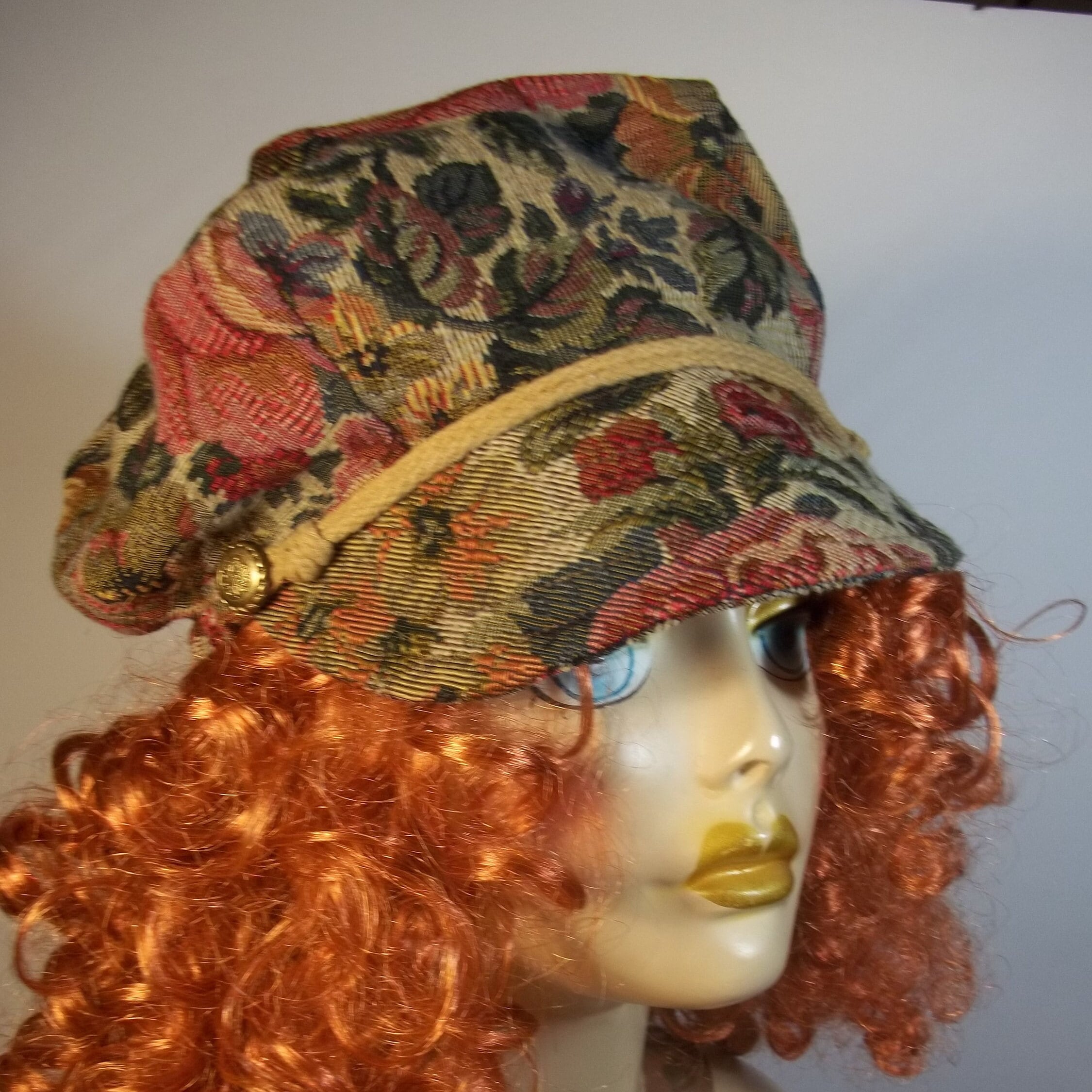 newsboy cap, tapestry, women's, fashion, hat, floral, red, beige, green,  lined, news boy, applejack, hat, cabbie, caps S-XL