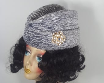 Vintage Black Persian Lamb Hat Faux Fur Russian Style Winter  display picture 2