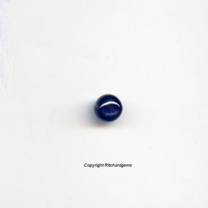 Natuurlijke 6 mm Birma ronde cabochon edelsteen met blauwe saffier