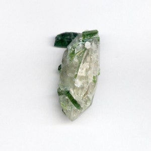 19.2 ct. Beautiful Green Blue Tourmaline Bunch Specimen with Quartz