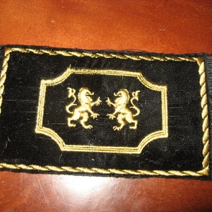 Elegant Royal Lions on a Black Velvet Miniature Rug for Your Doll House Free Shipping