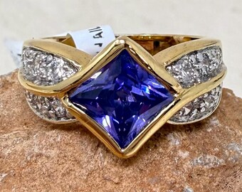 Vintage 1990s 14 KT Gold Electroplate Cubic Zirconia Ring