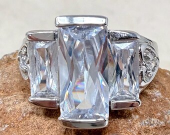 Vintage 1990s Rhodium Plated Cubic Zirconia Ring