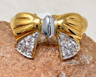 Vintage 1990s 14 KT Gold Electroplate Cubic Zirconia Ring