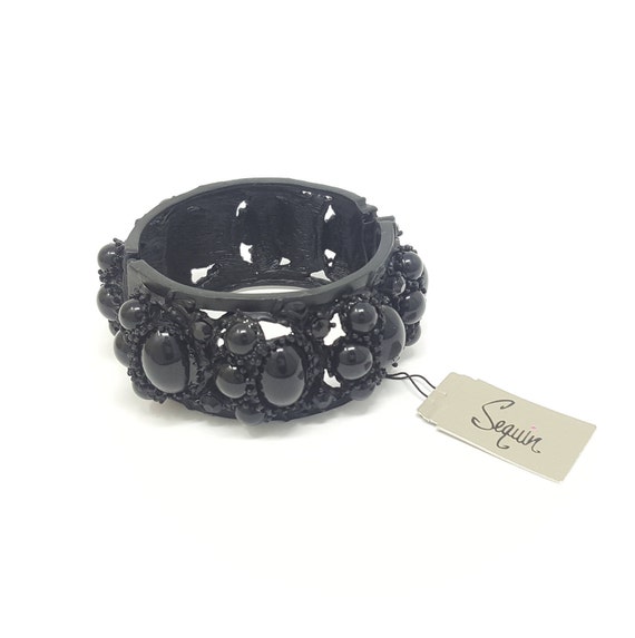 Vintage Black Cabachon Repousse Bracelet, Clamper 
