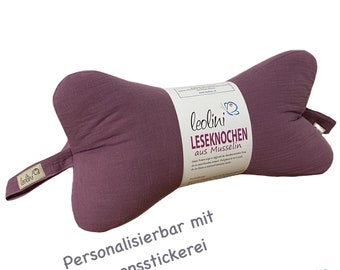 Musselin Leseknochen | Lesekissen | Personalisierbar mit Namen | Nackenkissen | Aubergine hell