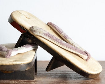 Vintage Japanese Geta Sandals: Velvet Asanoha Strap, Paulownia Wood