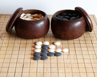 Vintage Japanese Go Board Set, Kaya Wood : Slate & Clam Shell