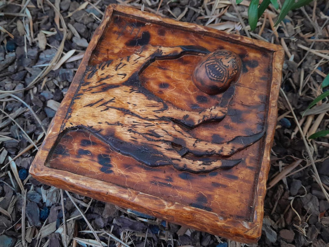 BERSERK- Behelit Egg Wooden Trinket Box - Etsy