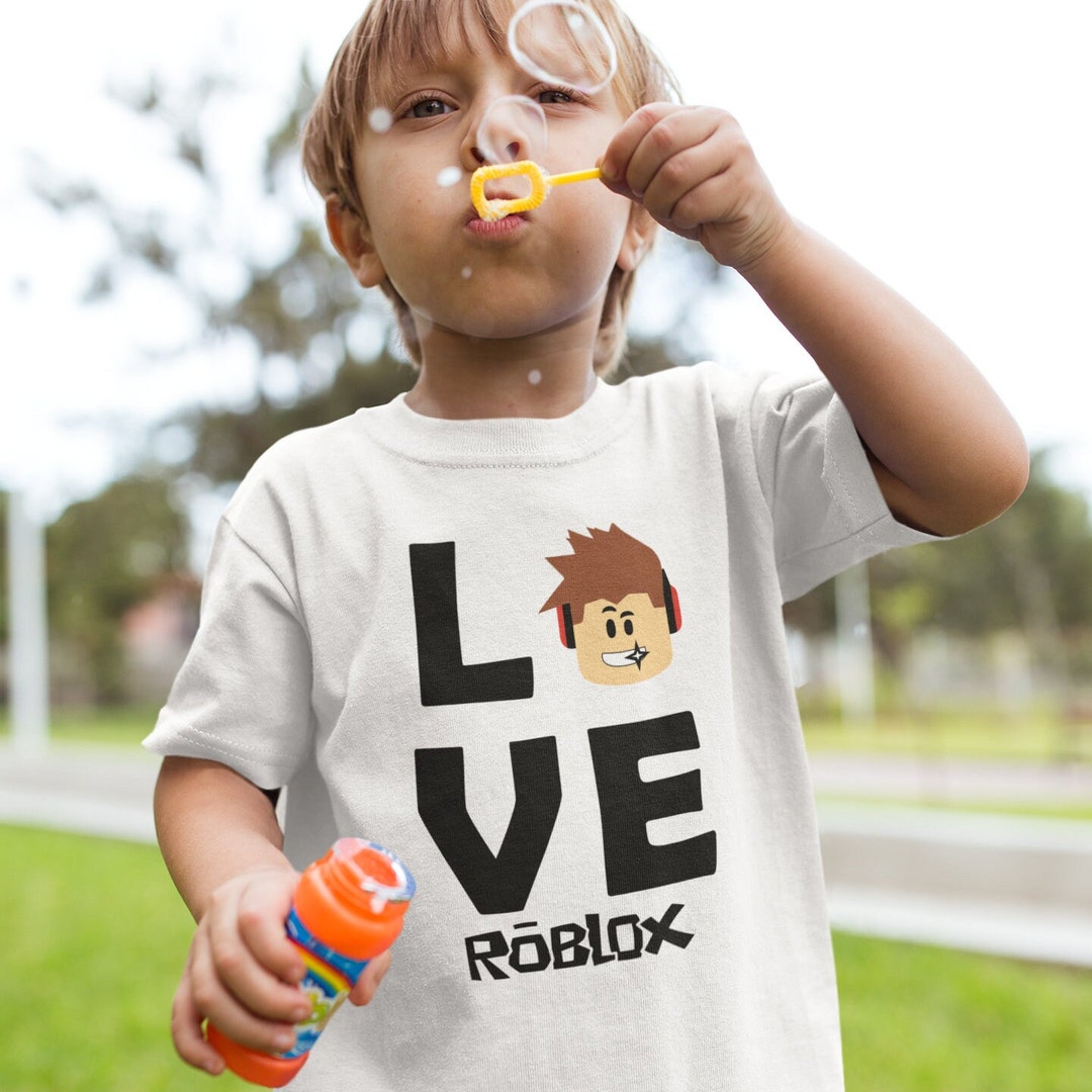 Roblox t-shirt for boys  Roblox t-shirt, Roblox t shirts, T shirt