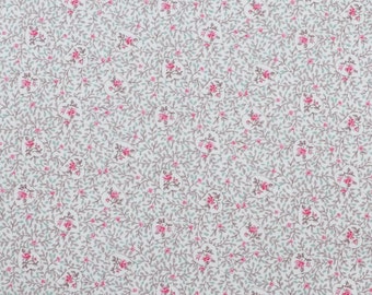 Liberty fabric Tana Lawn Trailing Hearts 9''x26'' Fat Eighth - Seasonal Collection