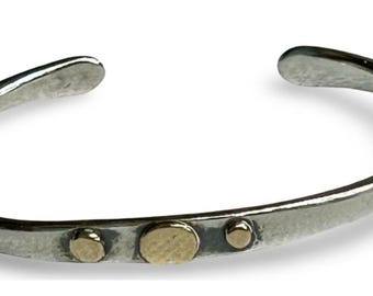 Brazalete de plata de ley con detalles en oro de 14 quilates, estilo modernista.