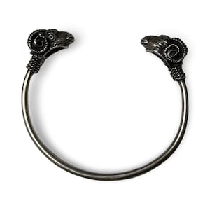 Vintage Sterling silver Double Rams Head Cuff Bracelet