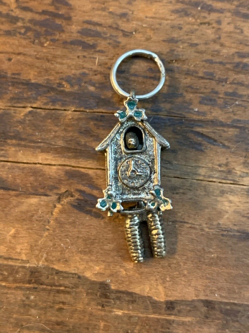 Movable Cuckoo Coo Coo Clock 3D Silver Vintage Charm