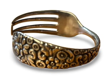 Jacobi & Jenkins Silversmith Sterling Antique Floral Fork Bracelet