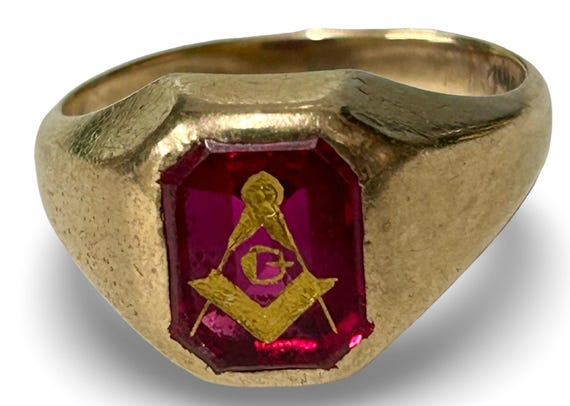 10K Gold Freemason Square and Compass Ring Synthetic Ruby Size 8.5